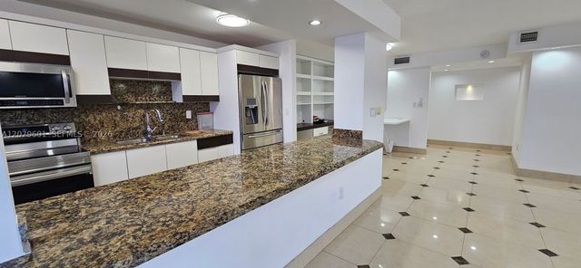18051 Biscayne Blvd 1501, Aventura, FL 33160