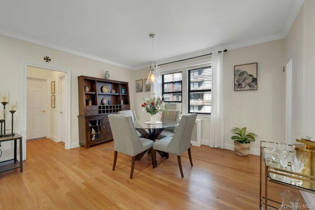68 E Hartsdale Avenue 5M, Hartsdale, NY 10530