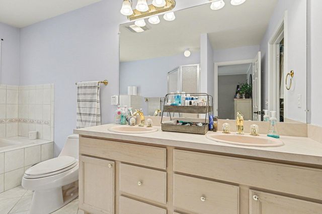 13574 Orchard Court, Gregory, MI 48137