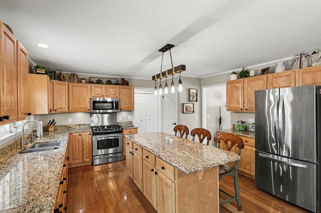 13574 Orchard Court, Gregory, MI 48137