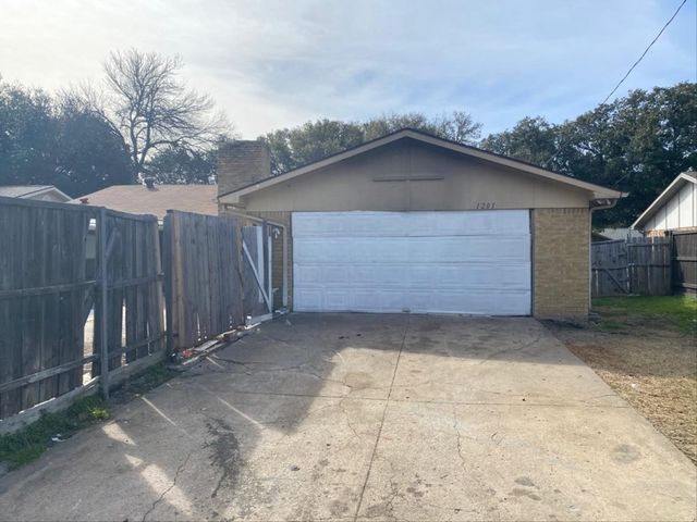 1201 Mossvine Drive, Plano, TX 75023