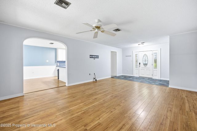 5434 County Road 122N, Wildwood, FL 34785