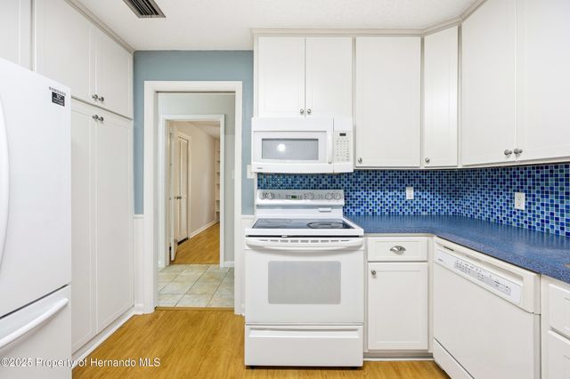 5434 County Road 122N, Wildwood, FL 34785