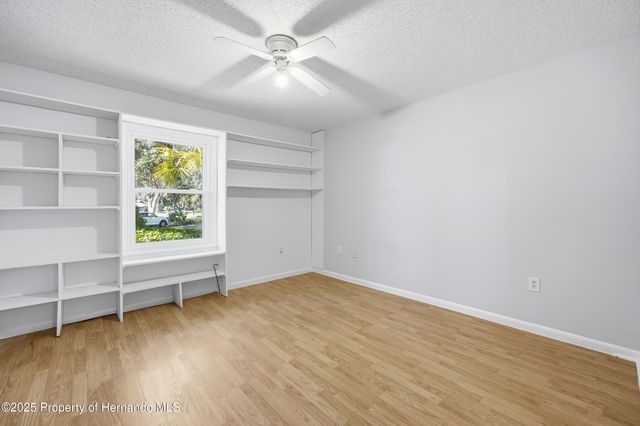 5434 County Road 122N, Wildwood, FL 34785