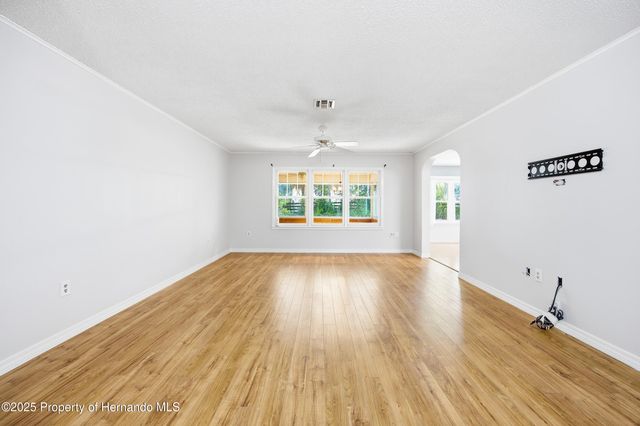 5434 County Road 122N, Wildwood, FL 34785