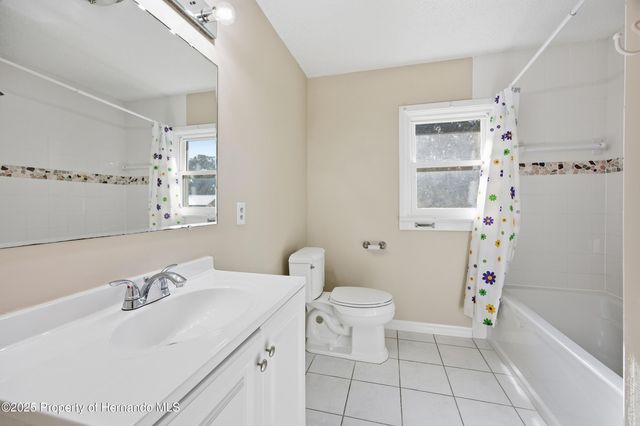 5434 County Road 122N, Wildwood, FL 34785