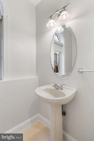 9185 TOPAZ ST, Fairfax, VA 22031