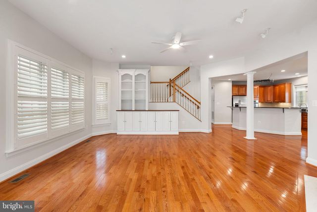 9185 TOPAZ ST, Fairfax, VA 22031