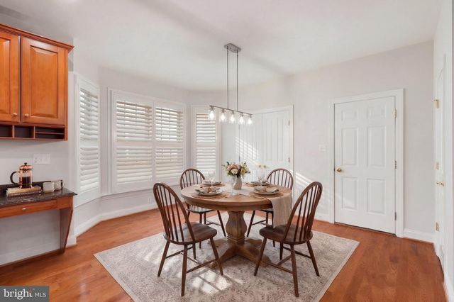 9185 TOPAZ ST, Fairfax, VA 22031