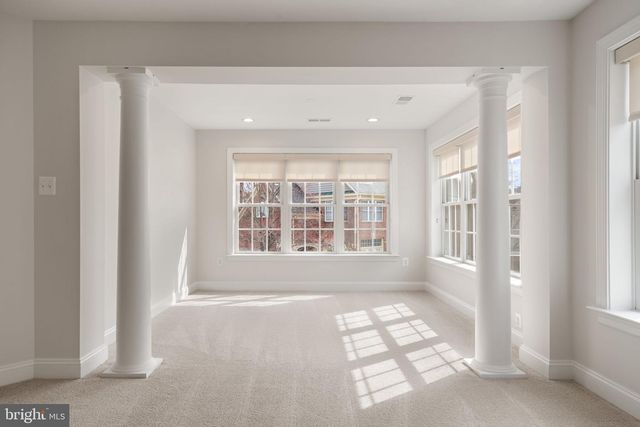 9185 TOPAZ ST, Fairfax, VA 22031