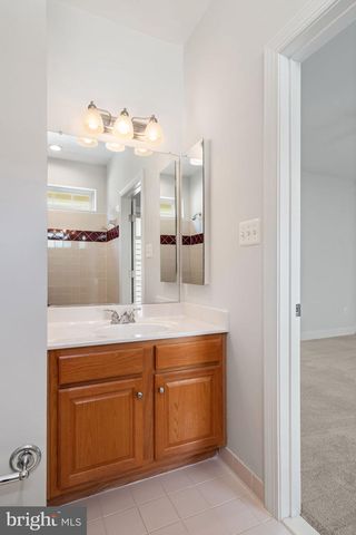 9185 TOPAZ ST, Fairfax, VA 22031