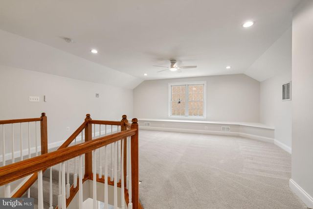9185 TOPAZ ST, Fairfax, VA 22031