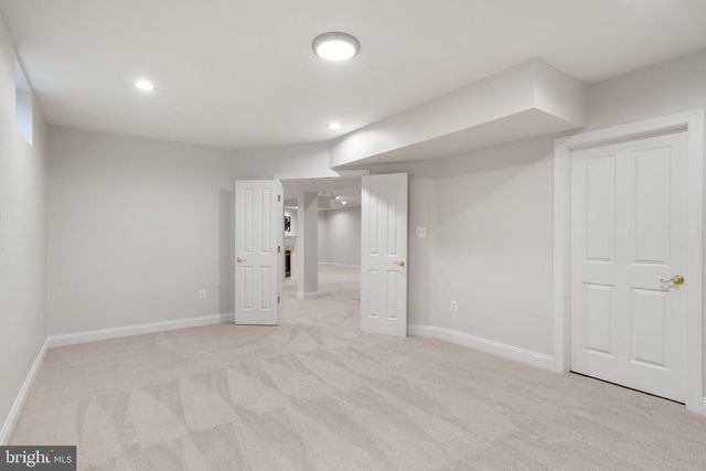 9185 TOPAZ ST, Fairfax, VA 22031