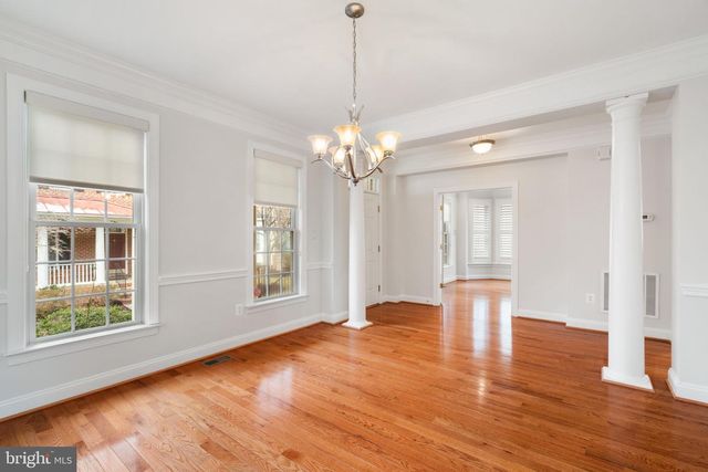 9185 TOPAZ ST, Fairfax, VA 22031