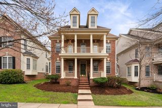 9185 TOPAZ ST, Fairfax, VA 22031