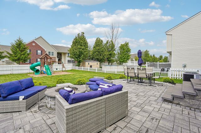 1601 Fox Fire Drive, Marysville, OH 43040