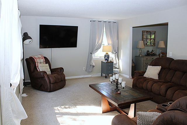 1811 MANCHESTER Road, Erie, PA 16505