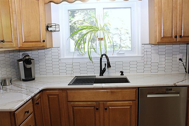 1811 MANCHESTER Road, Erie, PA 16505