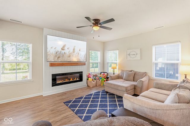 1596 Moose Ridge Lane, Westfield, IN 46074