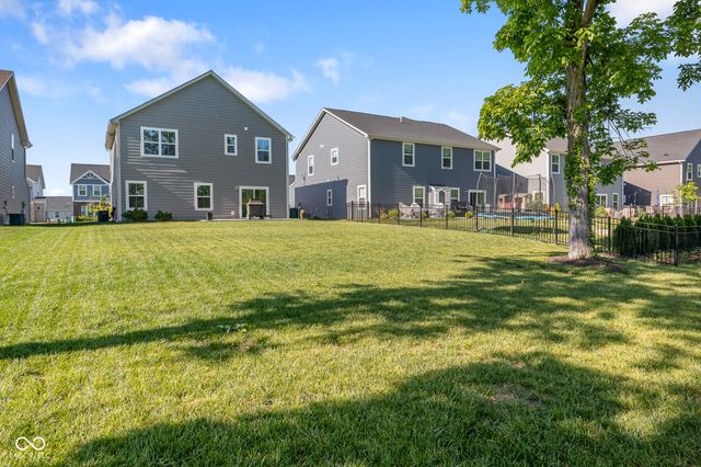 1596 Moose Ridge Lane, Westfield, IN 46074
