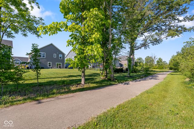 1596 Moose Ridge Lane, Westfield, IN 46074