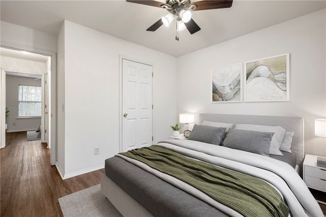 2 Millom Lane, Bella Vista, AR 72714