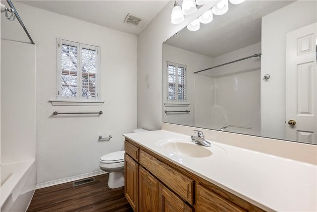 2 Millom Lane, Bella Vista, AR 72714