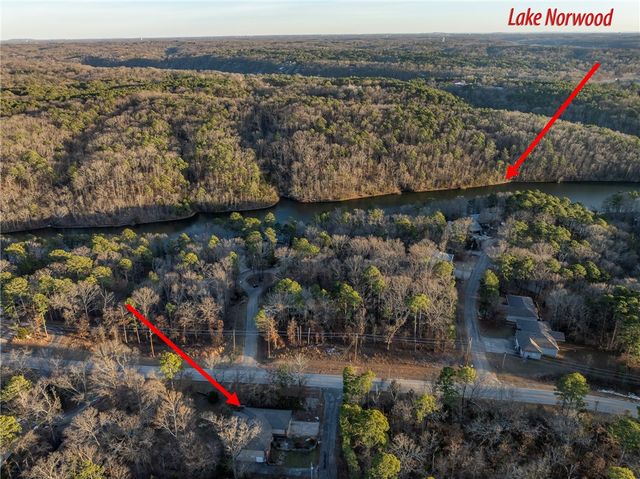 2 Millom Lane, Bella Vista, AR 72714