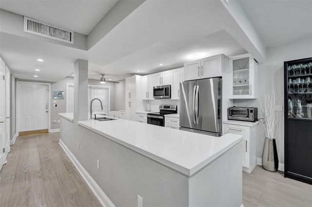 3301 Raleigh Street 4B, Hollywood, FL 33021