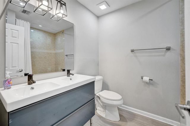 3301 Raleigh Street 4B, Hollywood, FL 33021