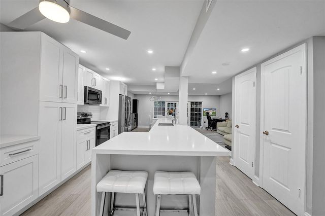 3301 Raleigh Street 4B, Hollywood, FL 33021