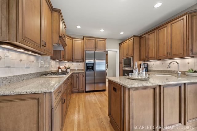 2387 Durand Drive 2387, Downers Grove, IL 60516