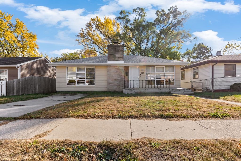 816 Illinois Avenue, Rockford, IL 61102