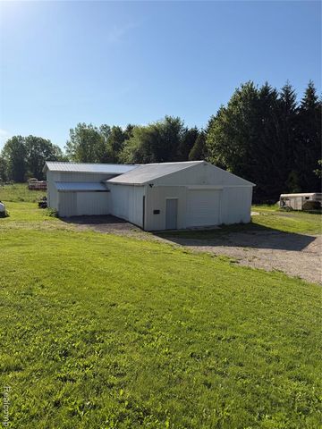 1246 House Road, Webberville, MI 48892