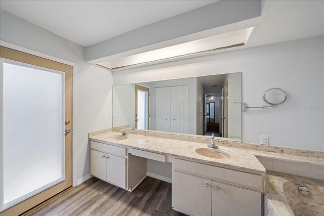 3601 EGERTON CIRCLE, Sarasota, FL 34233