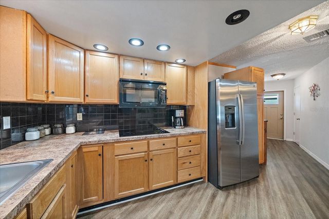 3601 EGERTON CIRCLE, Sarasota, FL 34233