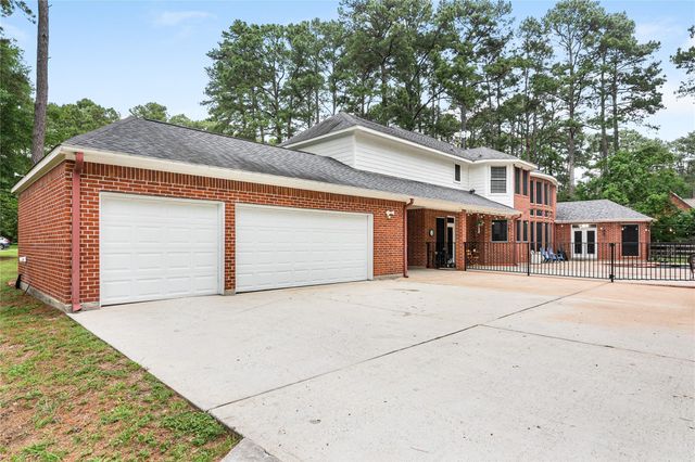 15019 Timbershire Court, Magnolia, TX 77355