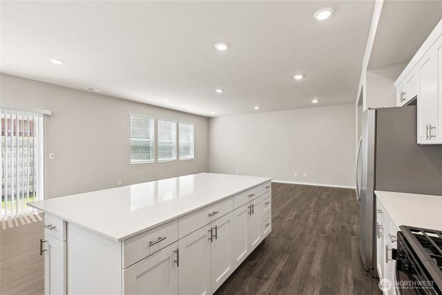 3942 Hyde Loop NE #138, Olympia, WA 98506