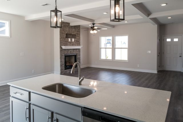 7 Miller Farm, Clarksville, TN 37043