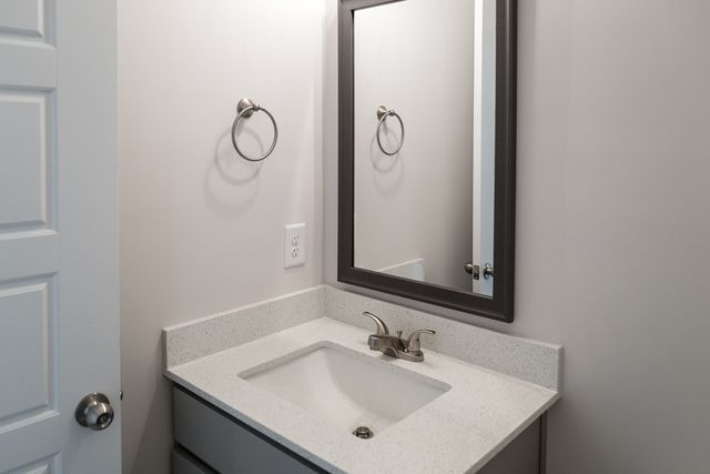 7 Miller Farm, Clarksville, TN 37043