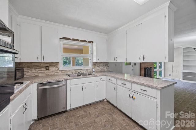 1020 Candlewood Lane, Rock Hill, SC 29730