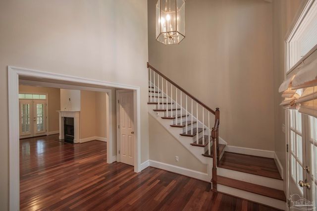 151 Mockingbird Ln, Atmore, AL 36502