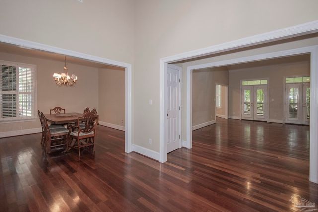 151 Mockingbird Ln, Atmore, AL 36502