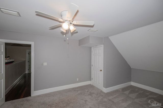 151 Mockingbird Ln, Atmore, AL 36502