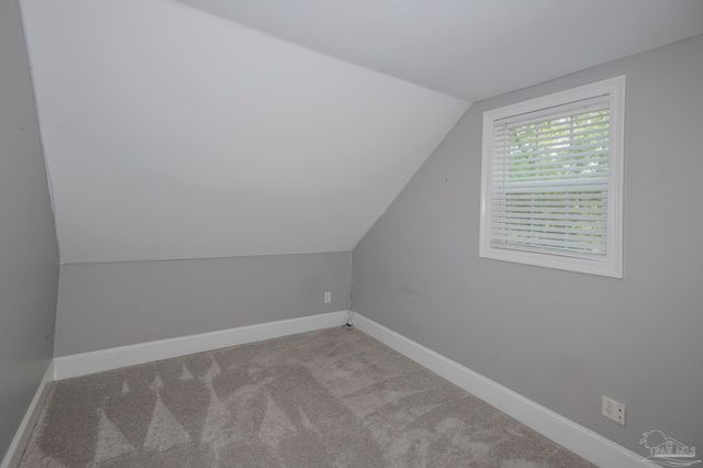 151 Mockingbird Ln, Atmore, AL 36502