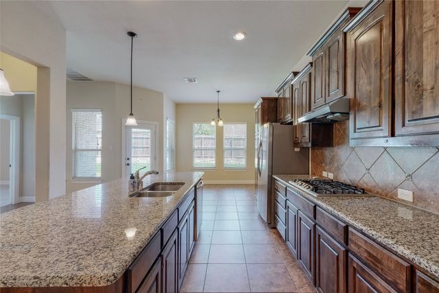 10512 Wagon Wheel Way, Mckinney, TX 75072