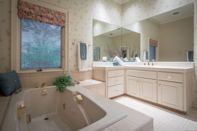 21759 Forest Waters, Garden Ridge, TX 78266