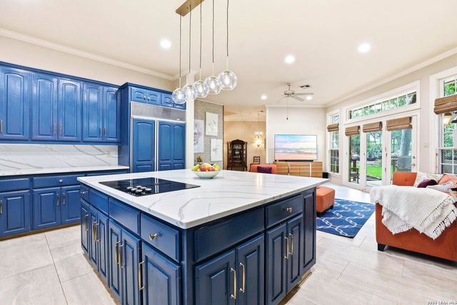 21759 Forest Waters, Garden Ridge, TX 78266