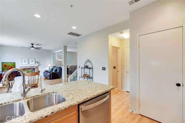 5744 Tamarisk Way, Fontana, CA 92336