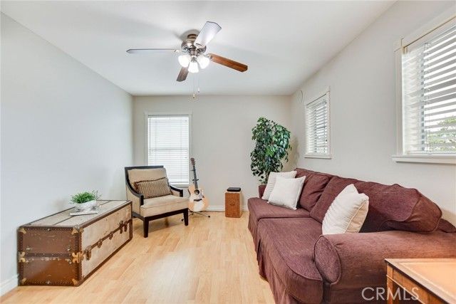 5744 Tamarisk Way, Fontana, CA 92336